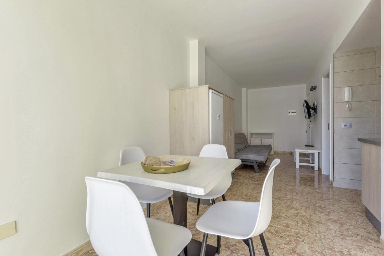Apartamento Albatros بلايا دي سان خوان المظهر الخارجي الصورة