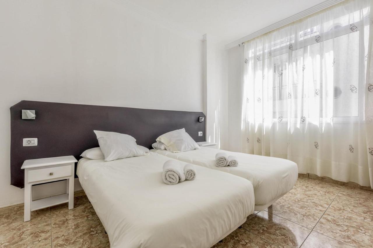 Apartamento Albatros بلايا دي سان خوان المظهر الخارجي الصورة